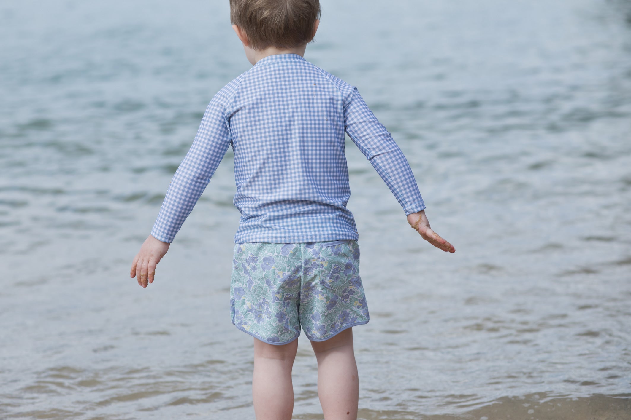 freshwater floral boardie