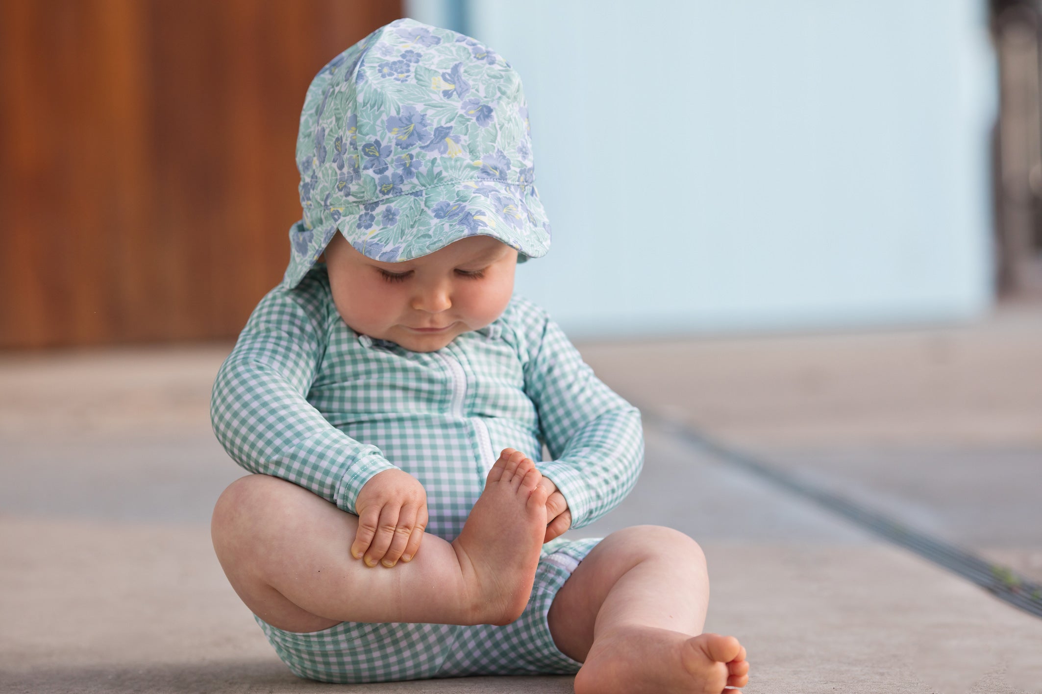 freshwater floral swim flap hat